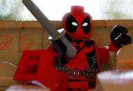 "Deadpool & Wolverine" ganha trailer feito em Lego; confira