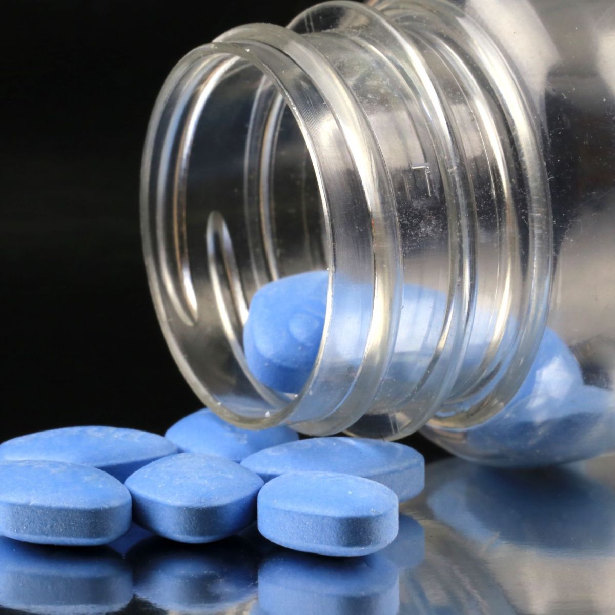 Sochli turmush ortoqlarning ertalabki jinsiy aloqasi