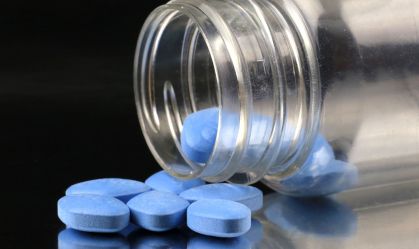 Deputados tiram isenção para Viagra e propõem mudança na revisão de medicamentos com benefício tributário