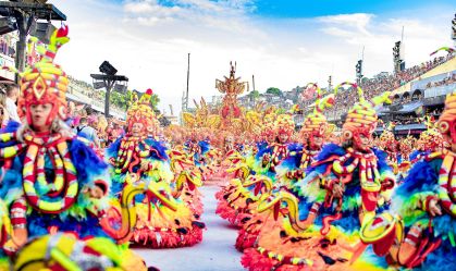 O enredo campeão apostou no culto ao vudum serpente