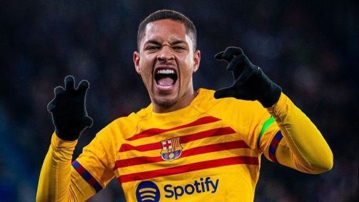 Vitor Roque foi decisivo em vitória do Barcelona