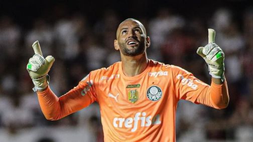 Weverton vem sendo criticadi por palmeirenses após falha no clássico contra o Corinthians