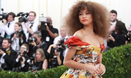 O tão esperado retorno de Zendaya ao Met Gala está chegando com um novo título - ela será anfitriã do evento ao lado de Jennifer Lopez, Bad Bunny, Chris Hemsworth e da editora-chefe da Vogue, Anna Wintour.