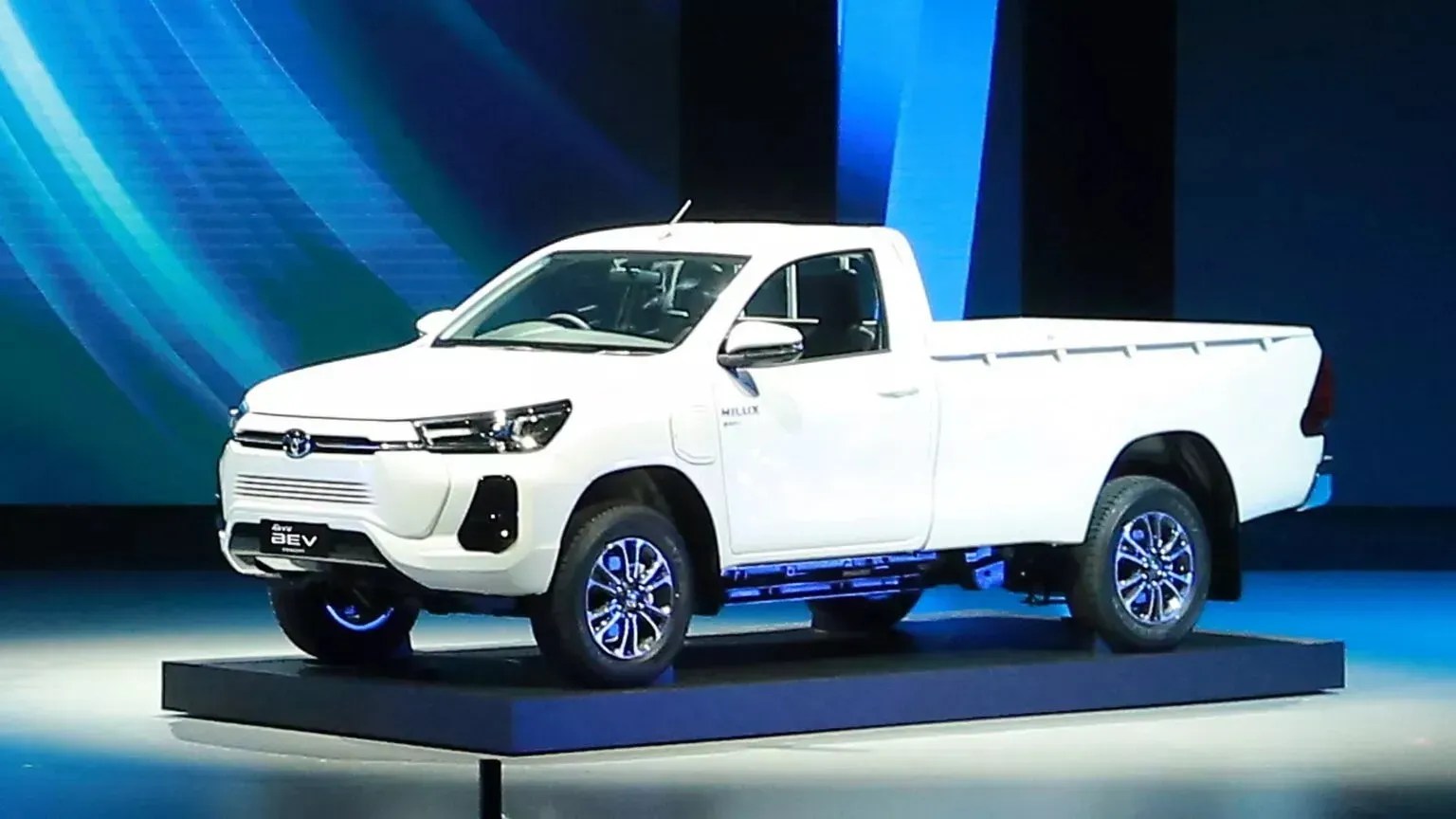 Hilux BEV Concept