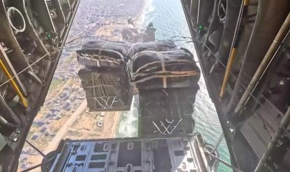 Congressista republicano parece sugerir lançar bombas em Gaza para acabar com o conflito