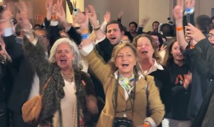 Aliança Democrática deve vencer eleições legislativas, aponta projeção da CNN