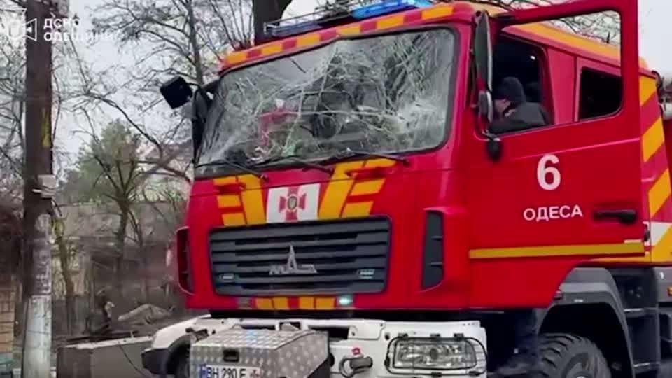 Official video shows rescuer killed by Russian missile attack on Odesa