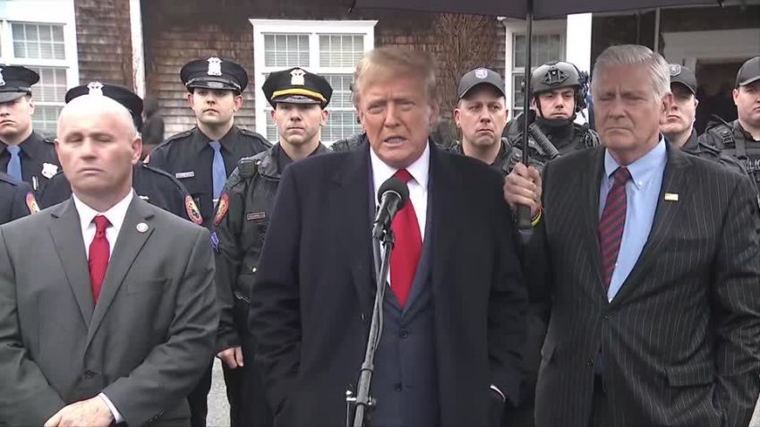 Trump em entrevista após comparecer a velório de policial assassinado em Nova York / U.S. NETWORK POOL
