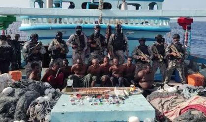 Marinha da Índia liberta navio pesqueiro sequestrado por piratas na Somália