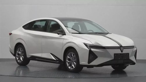 Lingxi L é o primeiro carro da joint venture entre Honda e a chinesa Dongfeng