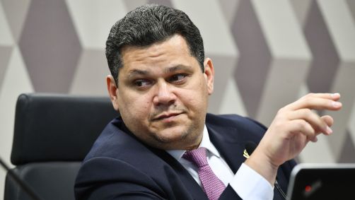 O senador Davi Alcolumbre (União-AP), presidente da Comissão de Constituição, Justiça e Cidadania (CCJ)