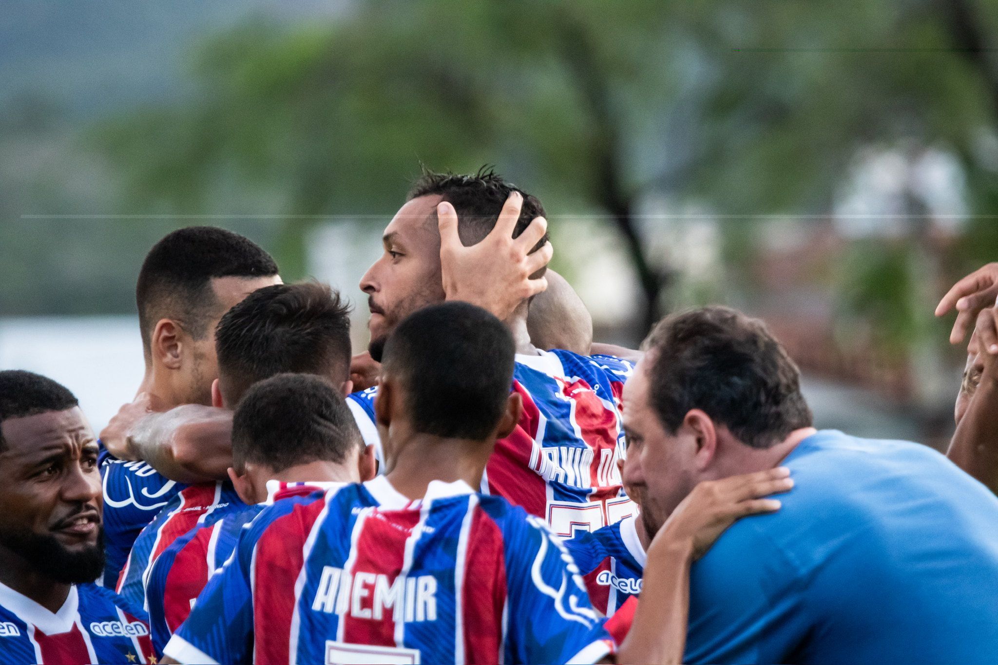 Rogério Ceni comemora com EC Bahia, a vitória contra o Jequié pelo Campeonato Baiano