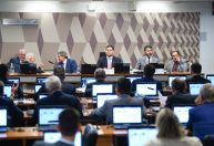 Comissão do Senado aprova PEC que proíbe posse e porte de drogas