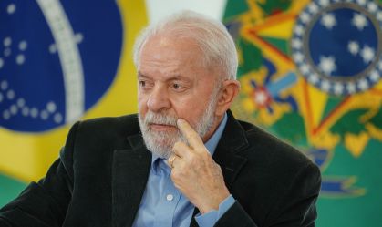 O tempo de Lula para resolver a crise envolvendo a Petrobras