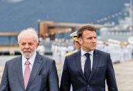 Ao lado de Macron, Lula diz que programa de submarino garante soberania brasileira no litoral