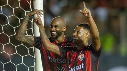 Mateus Gonçalves comemora gol do Vitória sobre o Bahia, na final do Campeonato Baiano
