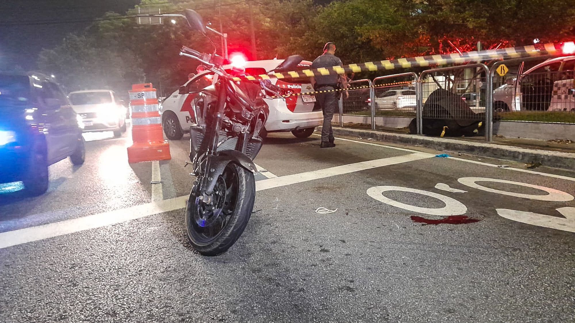 Mulher da GCM é atingida por tiros durante tentativa de roubo na zona sul da capital paulista