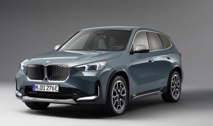 BMW iX1eDrive20 xLine dianteira