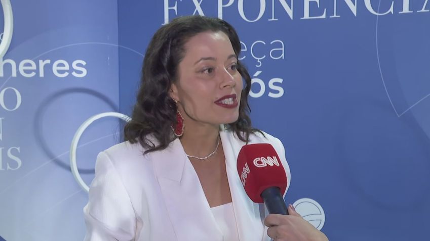 Daniela Filomeno, apresentadora da CNN Brasil, foi uma das premiadas da noite / Reprodução/CNN