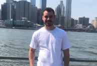 Quem era o empresário que morreu após cair do sexto andar de um prédio no Rio