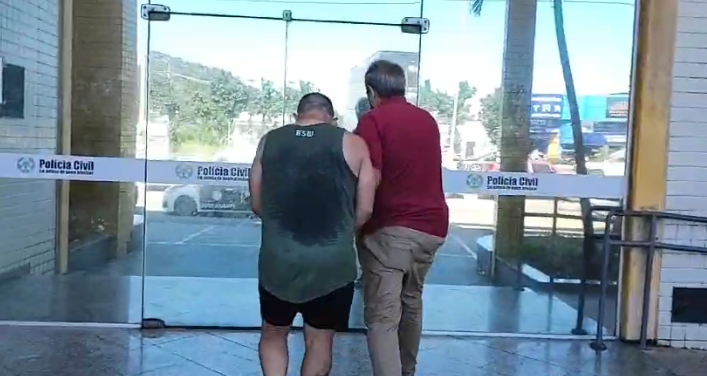 Emanuel Pereira, funcionário que trabalhava para a vítima, confessou o crime e foi preso em flagrante / Reprodução/Polícia Civil
