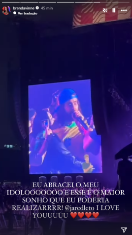 A bancária Brenda Vinne abraçou seu ídolo no show do Lollapalooza / Instagram/Reprodução