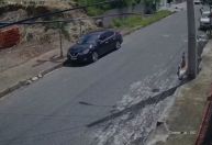 Vídeo: gari é atropelado por carro desgovernado em Belo Horizonte