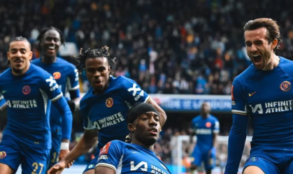 Chelsea vence Leicester com dois gols nos acréscimos e avança na Copa da Inglaterra