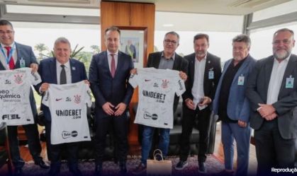 Corinthians e Caixa retomam negociação para quitação da Arena