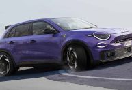 Abarth celebra 75 anos com modelo mais potente da história da empresa
