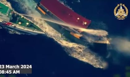Guarda costeira chinesa ataca navios filipinos com canhões de água