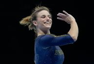 Jade Barbosa conquista o ouro na Copa do Mundo de ginástica artística