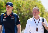 Verstappen defende pai em polêmica com chefe da Red Bull: 