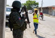 Violência se agrava no Haiti e apenas um hospital público funciona na capital