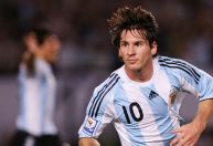 Há 15 anos, Messi usou camisa 10 da Argentina pela primeira vez