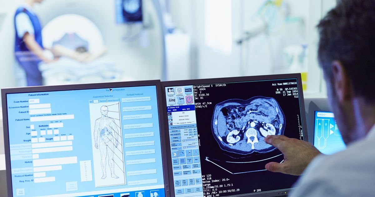 Especialistas e Dr. Kalil alertam para erros da IA na saúde
