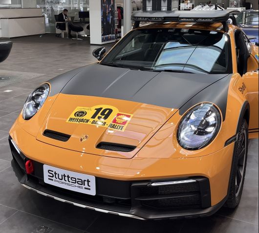 Porscher 911 Dakar é versão aventureira do cupê esportivo a R$ 1,8 milhão / Eugênio Augustio Brito