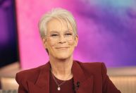 Jamiee Lee Curtis confirma que estrelará papel icônico de Angela Lansbury