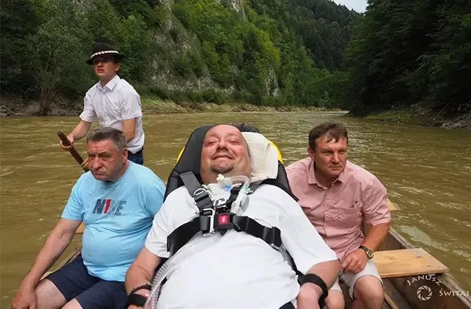 Janusz entrou no livro de recordes depois de ter pedido pelo fim do seu tratamento / Guinness World Records/Divulgação