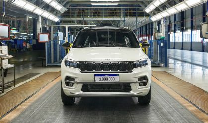 Stellantis vai lançar 40 carros no Brasil até 2030, inclusive híbridos e elétricos