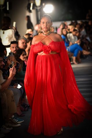 Ex-BBB Jessilane no desfile de Eduardo Amarante//Leo Franco/ Agnews