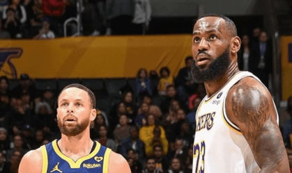 LeBron James e Stephen Curry em jogo da NBA