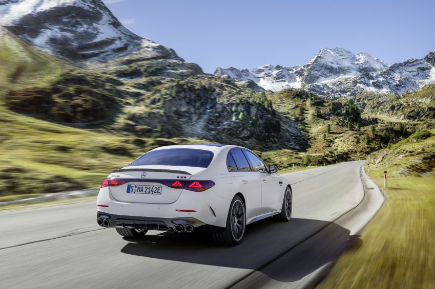 Nova motorização híbrida deixa o E53 ainda mais potente/ Divulgação/Mercedes-Benz