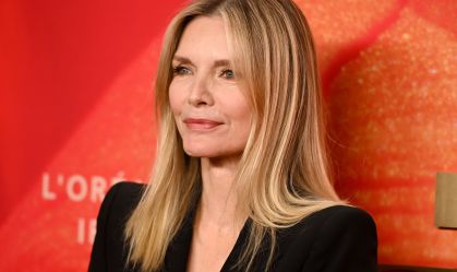 Michelle Pfeiffer, clássica Mulher-Gato, revela que é avó: "É o paraíso"