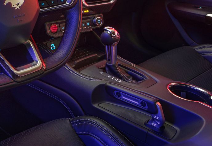 Ford Mustang 2024 une tecnologia atual com visual retrô / Divulgação / Ford