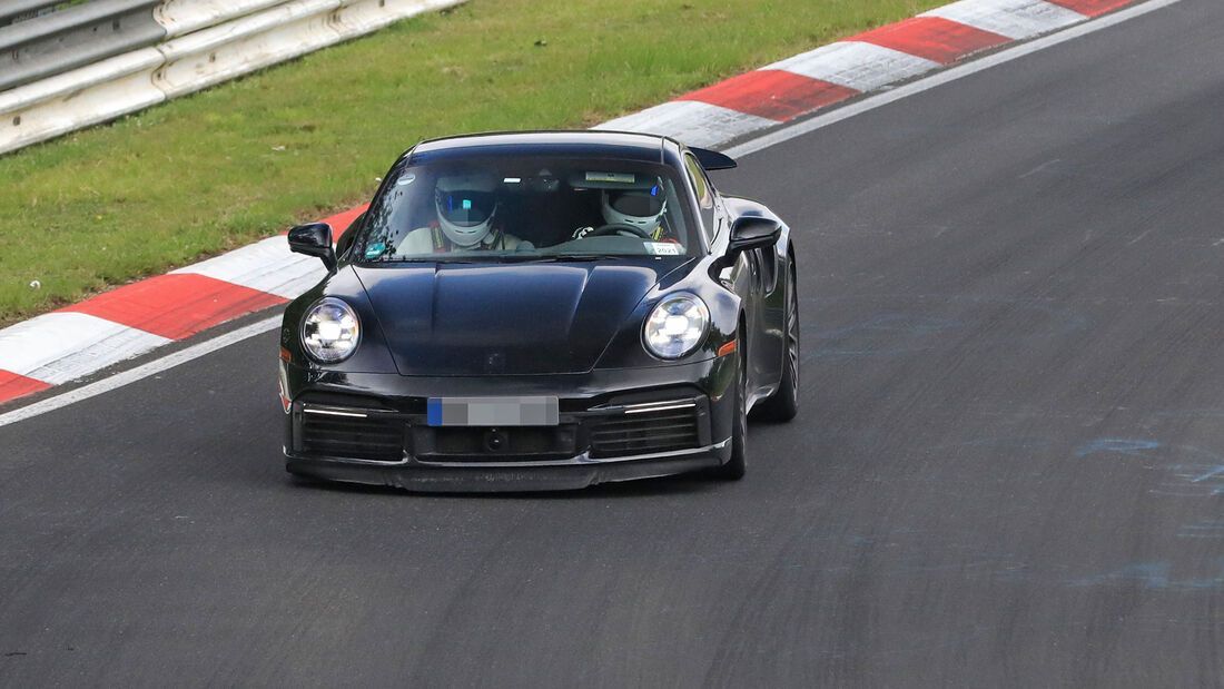 911 Hybrid sendo testado em 2021 / Reprodução/Auto Drive