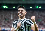 Ceará vence o Fortaleza no Clássico-Rei e se mantém vivo na Copa do Nordeste