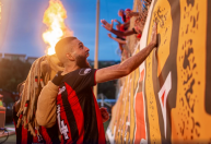Capitão do Vitória acerta com o Grêmio em maior venda da história do Leão