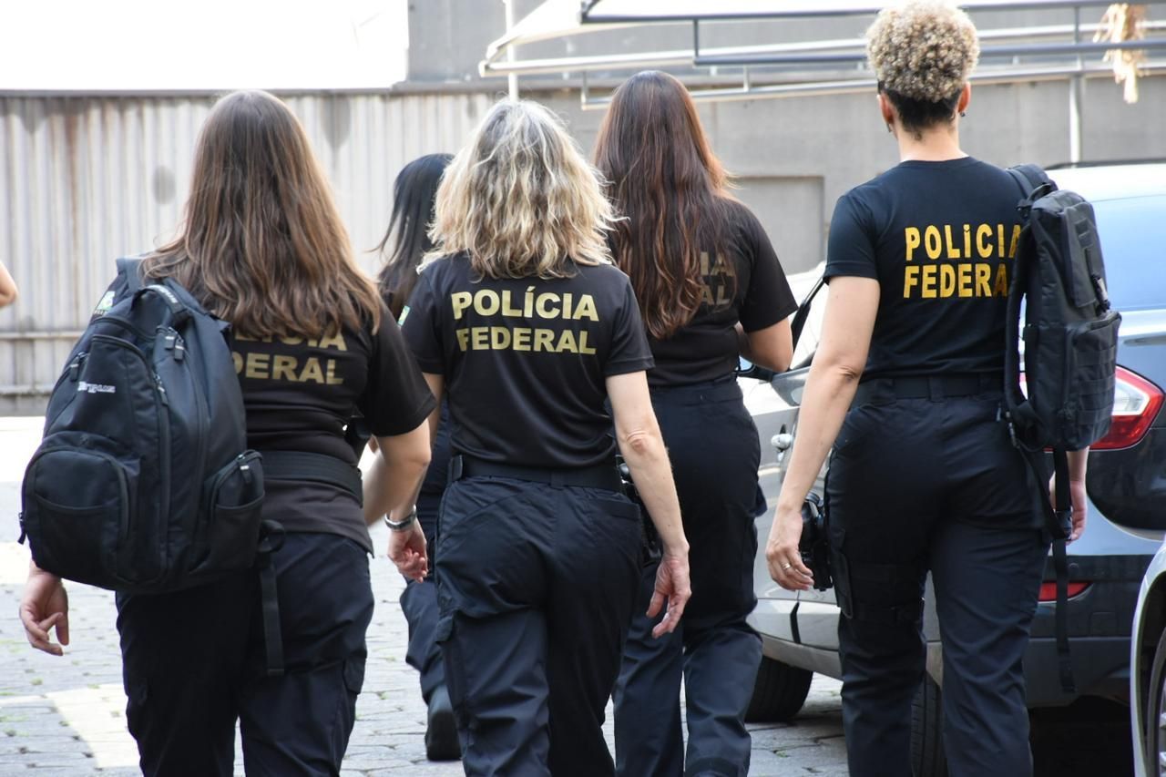 Imagem de destaque do post: PF assina protocolo de investigações em casos de violência política de gênero