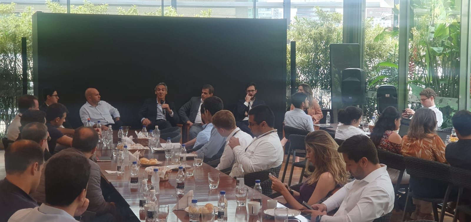 Evento do Inter reuniu BNDES e gestores para debater investimentos em infraestrutura / Crédito: Inter